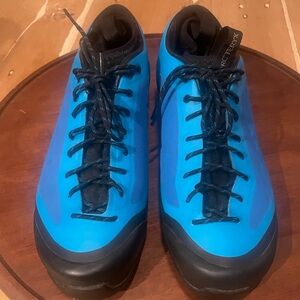 Arc’teryx Goretex sneaker